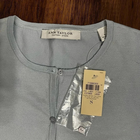 Ann Taylor cardigan - Picture 7 of 7